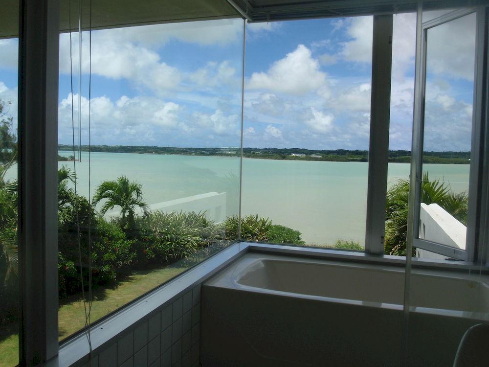 The Green Terrace Aparthotel Miyakojima  Bagian luar foto
