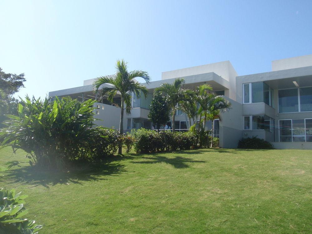 The Green Terrace Aparthotel Miyakojima  Bagian luar foto