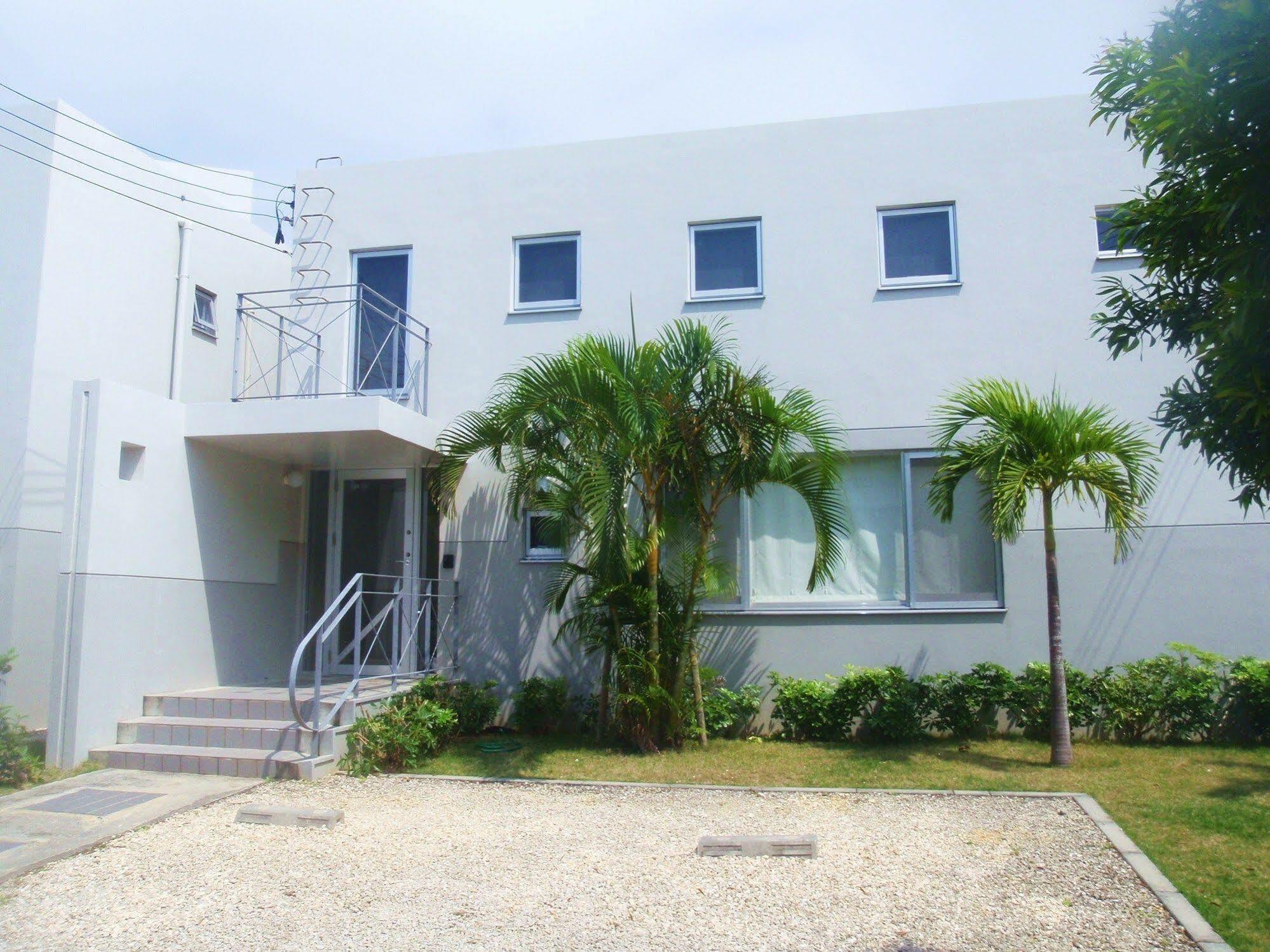 The Green Terrace Aparthotel Miyakojima  Bagian luar foto